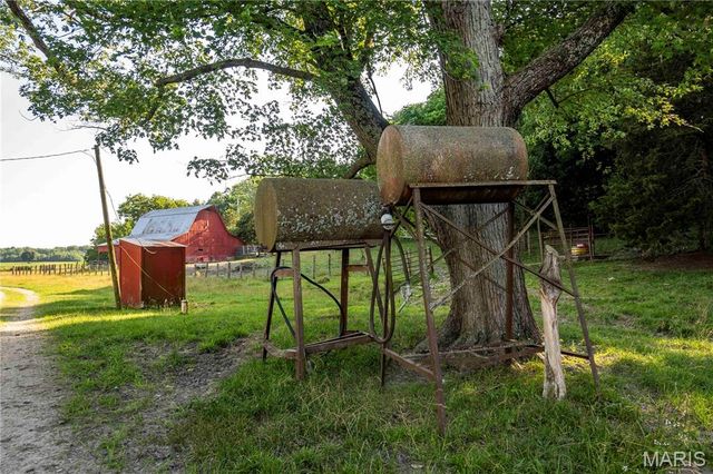 161 Van Booven Lane, Hermann, MO 65041