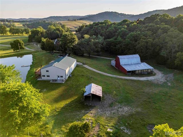 161 Van Booven Lane, Hermann, MO 65041