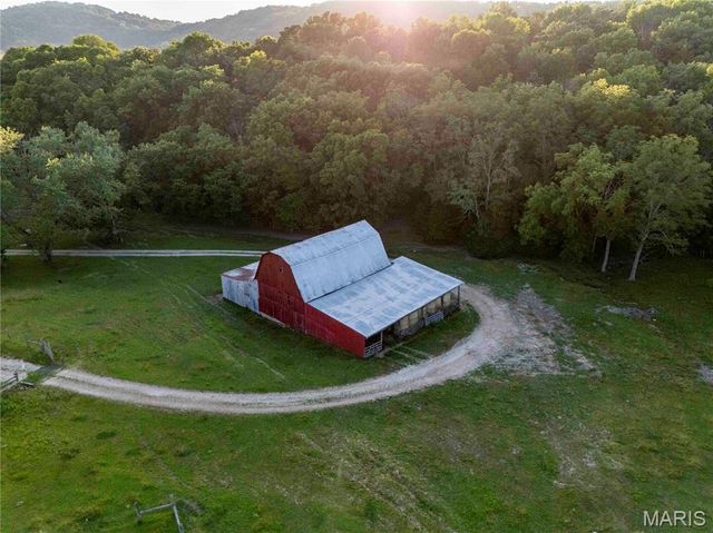 161 Van Booven Lane, Hermann, MO 65041