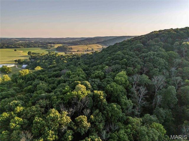 161 Van Booven Lane, Hermann, MO 65041