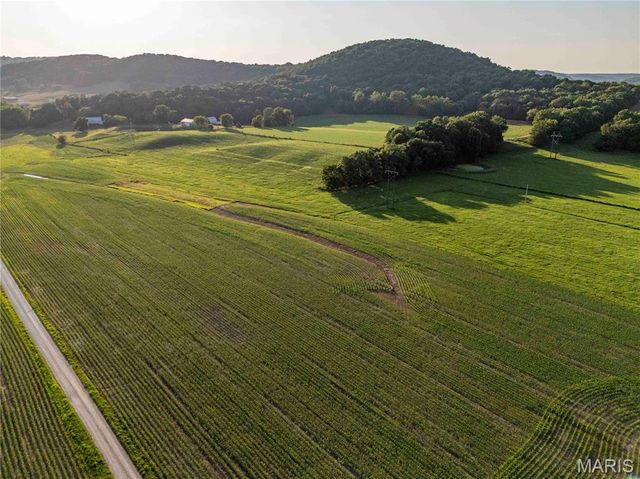 161 Van Booven Lane, Hermann, MO 65041