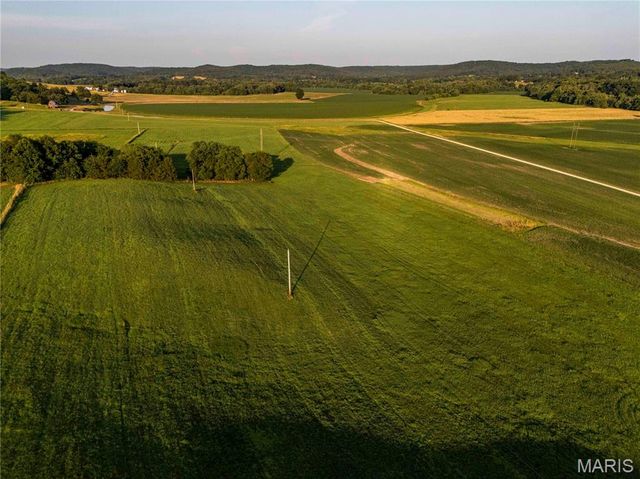 161 Van Booven Lane, Hermann, MO 65041