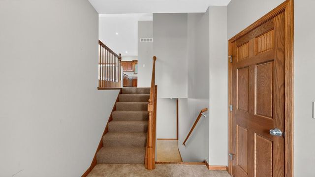 5211 Florence Drive NW, Rochester, MN 55901