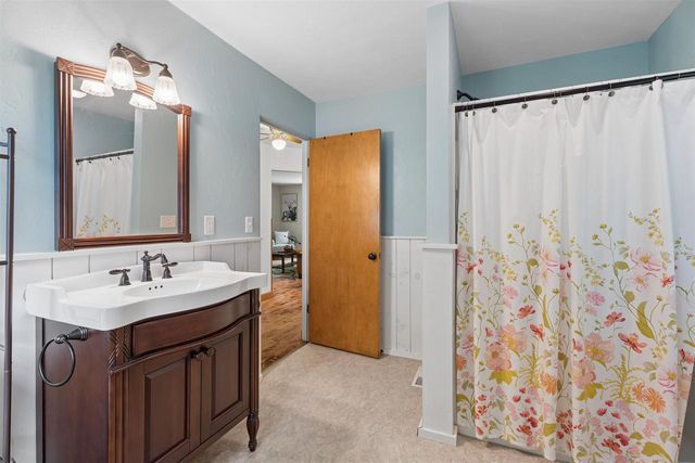 828 W JENNINGS STREET, New London, WI 54961