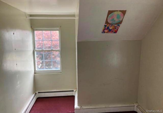 40 East Avenue, Freeport, NY 11520