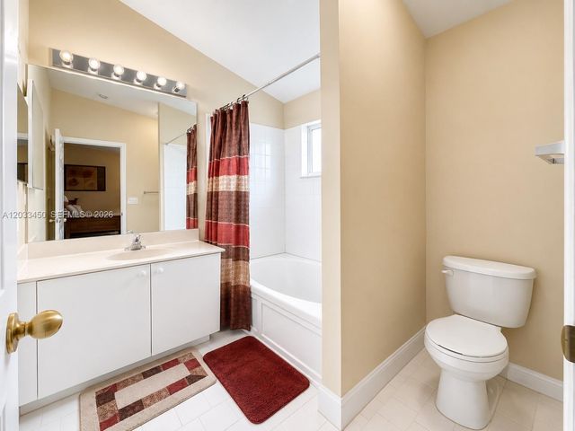 532 NW 208th Terrace, Pembroke Pines, FL 33029