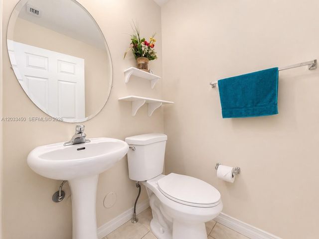 532 NW 208th Terrace, Pembroke Pines, FL 33029