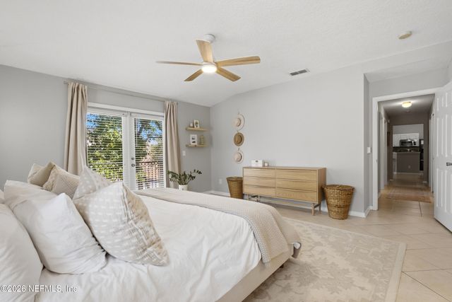 27 JARDIN DE MER Place 27, Jacksonville Beach, FL 32250