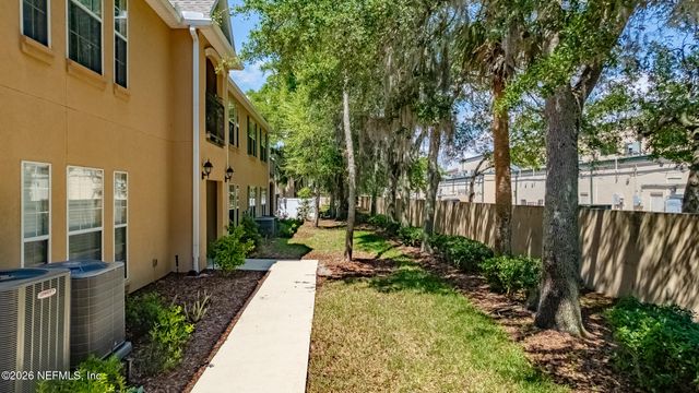 27 JARDIN DE MER Place 27, Jacksonville Beach, FL 32250