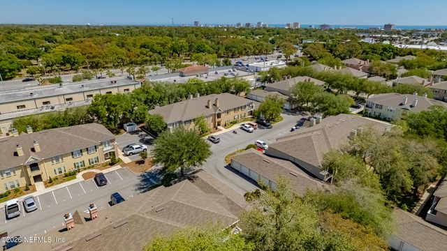 27 JARDIN DE MER Place 27, Jacksonville Beach, FL 32250