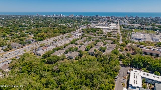 27 JARDIN DE MER Place 27, Jacksonville Beach, FL 32250
