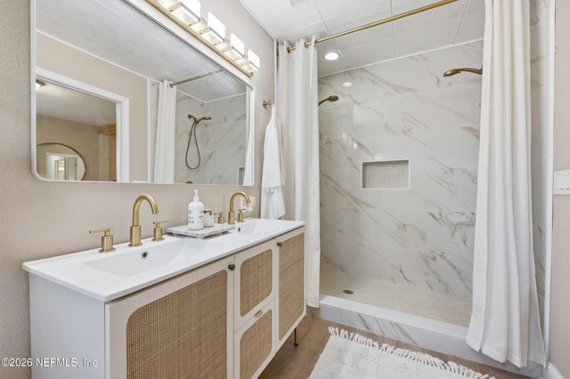 1611 6TH Avenue N, Jacksonville Beach, FL 32250