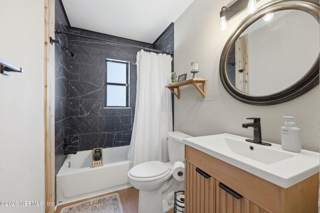 1611 6TH Avenue N, Jacksonville Beach, FL 32250