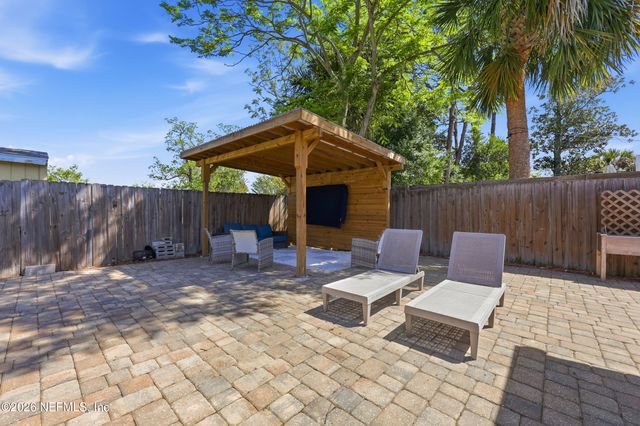 1611 6TH Avenue N, Jacksonville Beach, FL 32250