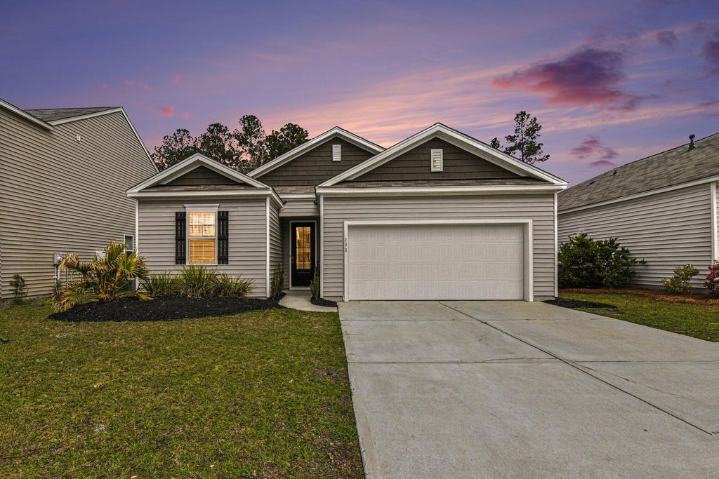 198 Greenwich Drive, Summerville, SC 29486