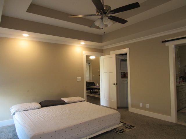 321 Frontier Dr, Clarksville, TN 37043