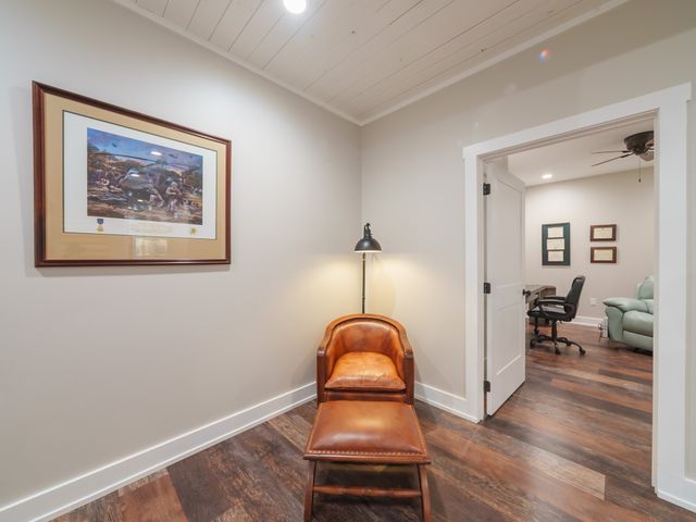 303 N Lake Dr, Altamont, TN 37301