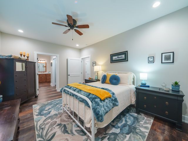303 N Lake Dr, Altamont, TN 37301