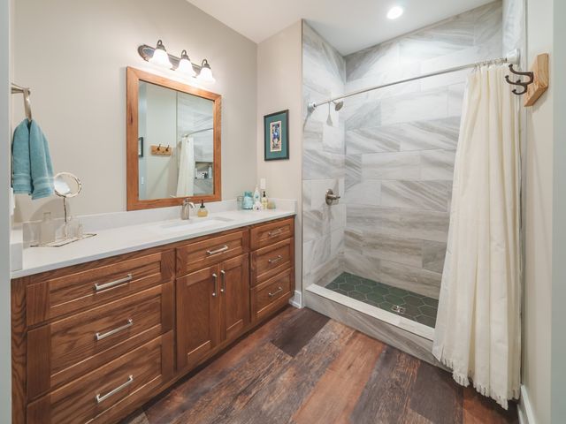 303 N Lake Dr, Altamont, TN 37301
