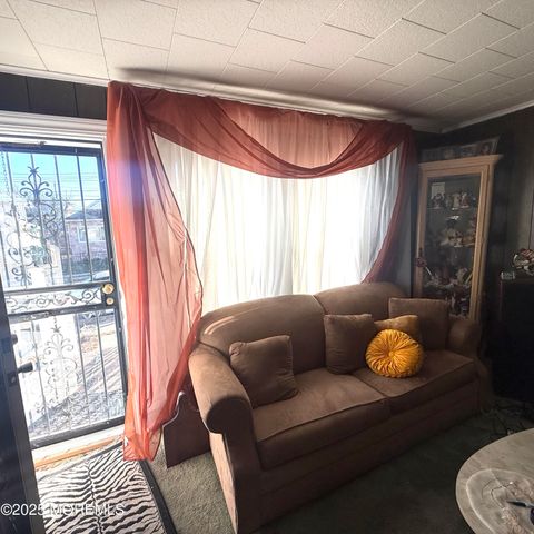 44 Drummond Avenue, Red Bank, NJ 07701