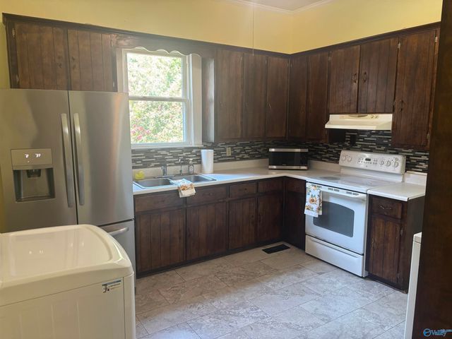 417 NE Lafayette Street, Decatur, AL 35601