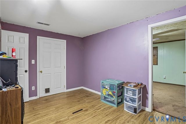 14219 Spruce Ave, Chester, VA 23836