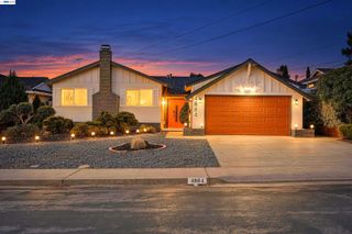 4884 Larimer Way, Castro Valley, CA 94546