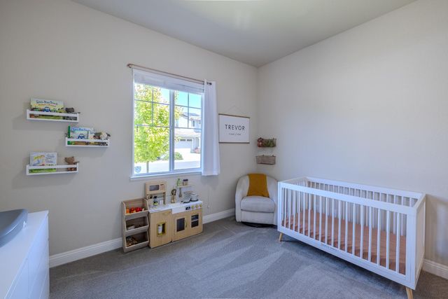 317 Brightside Ct, Roseville, CA 95661