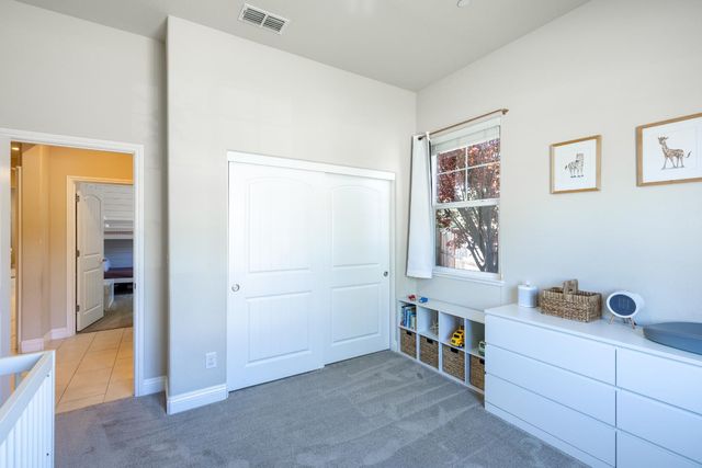 317 Brightside Ct, Roseville, CA 95661