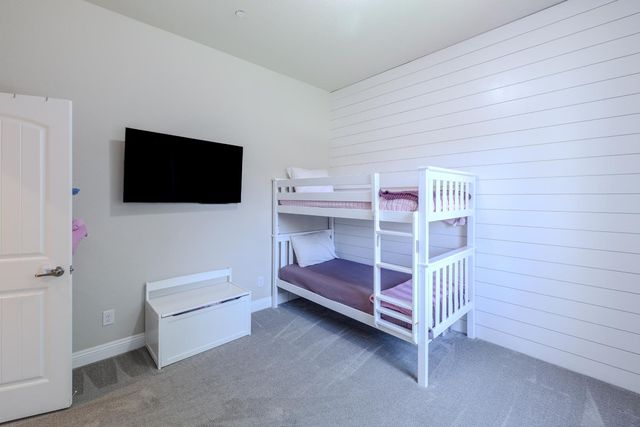 317 Brightside Ct, Roseville, CA 95661