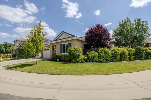 317 Brightside Ct, Roseville, CA 95661