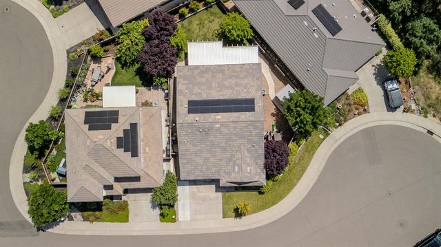 317 Brightside Ct, Roseville, CA 95661