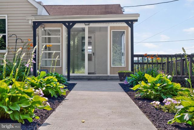 140 LIMEKILN RD, Reading, PA 19606