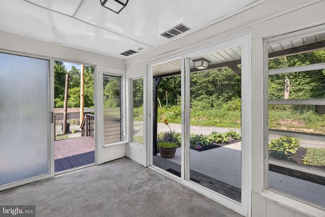 140 LIMEKILN RD, Reading, PA 19606
