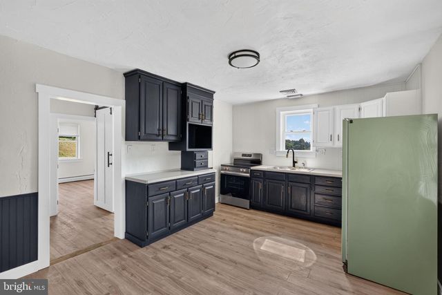 140 LIMEKILN RD, Reading, PA 19606