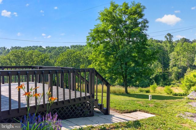 140 LIMEKILN RD, Reading, PA 19606