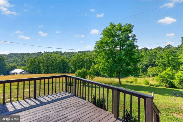 140 LIMEKILN RD, Reading, PA 19606