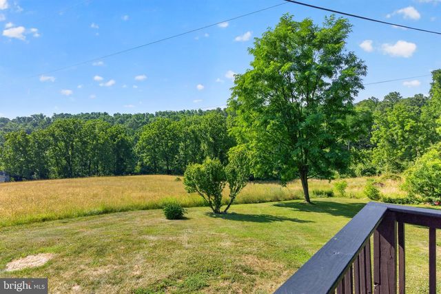 140 LIMEKILN RD, Reading, PA 19606