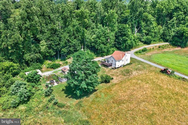 140 LIMEKILN RD, Reading, PA 19606