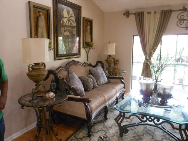 8706 NW 83rd Street, Tamarac, FL 33321