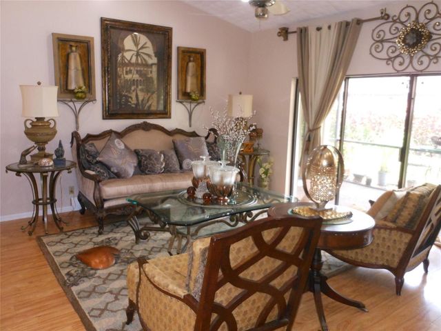 8706 NW 83rd Street, Tamarac, FL 33321