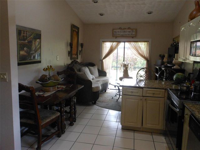 8706 NW 83rd Street, Tamarac, FL 33321