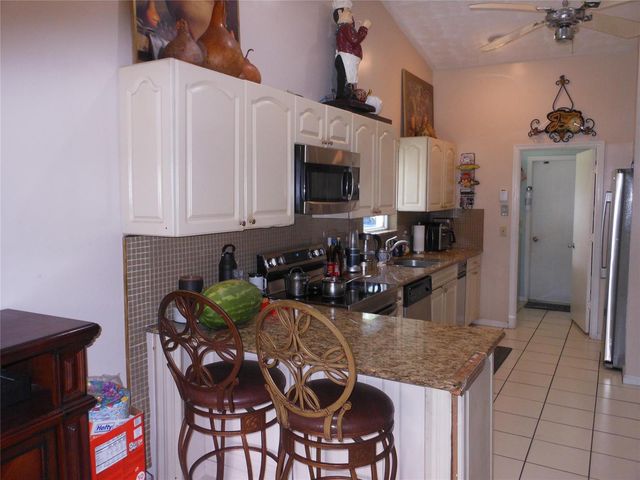 8706 NW 83rd Street, Tamarac, FL 33321