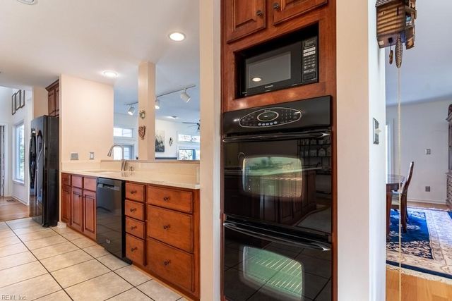 213 The Maine, Williamsburg, VA 23185