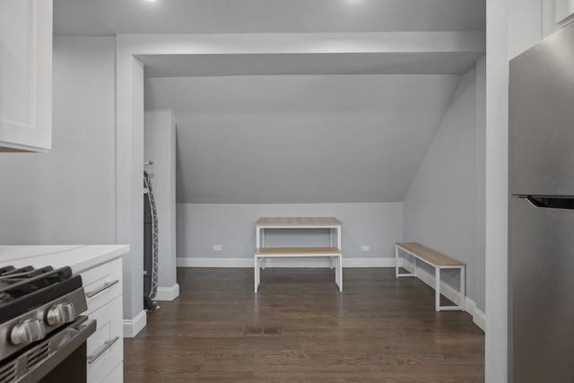 2430 N Normandy Avenue 2, Chicago, IL 60707