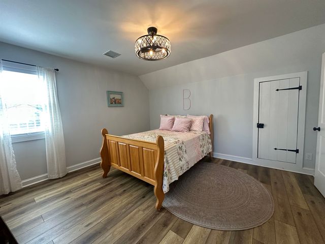 159 Meadow Wood Dr., Gaffney, SC 29341