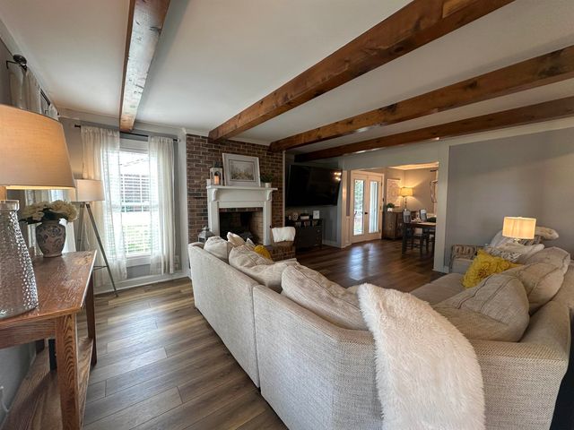 159 Meadow Wood Dr., Gaffney, SC 29341