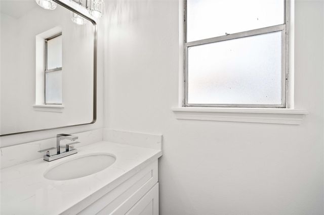 6719 Brittany Park Lane, Houston, TX 77066