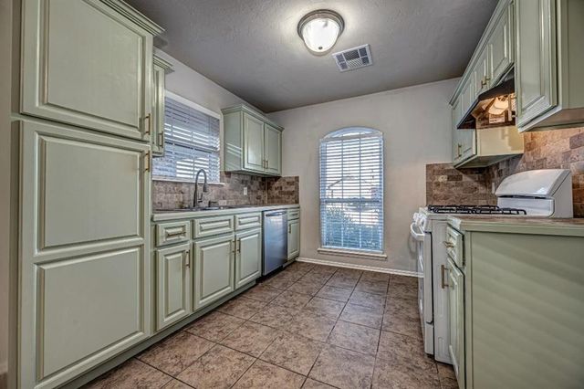 1420 NW 126th Street, Oklahoma City, OK 73120