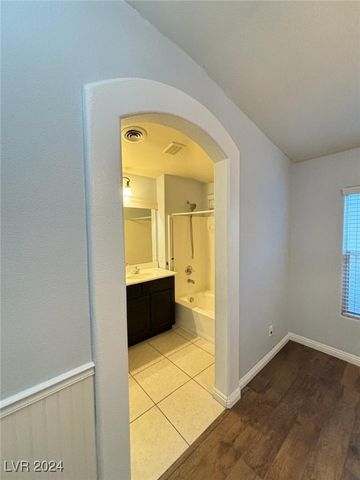 9383 Borough Park Street, Las Vegas, NV 89178